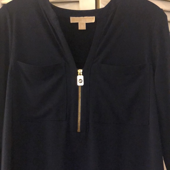 Michael Kors navy blue long sleeve blouse with gold zipper in front, size M - Picture 5 of 7